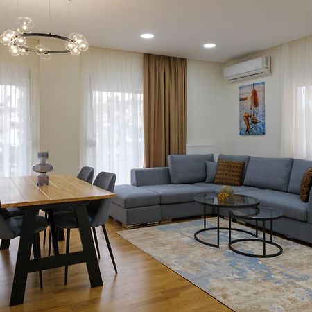 Magnificent Riviera Residence Vipgreece Athen Eksteriør billede